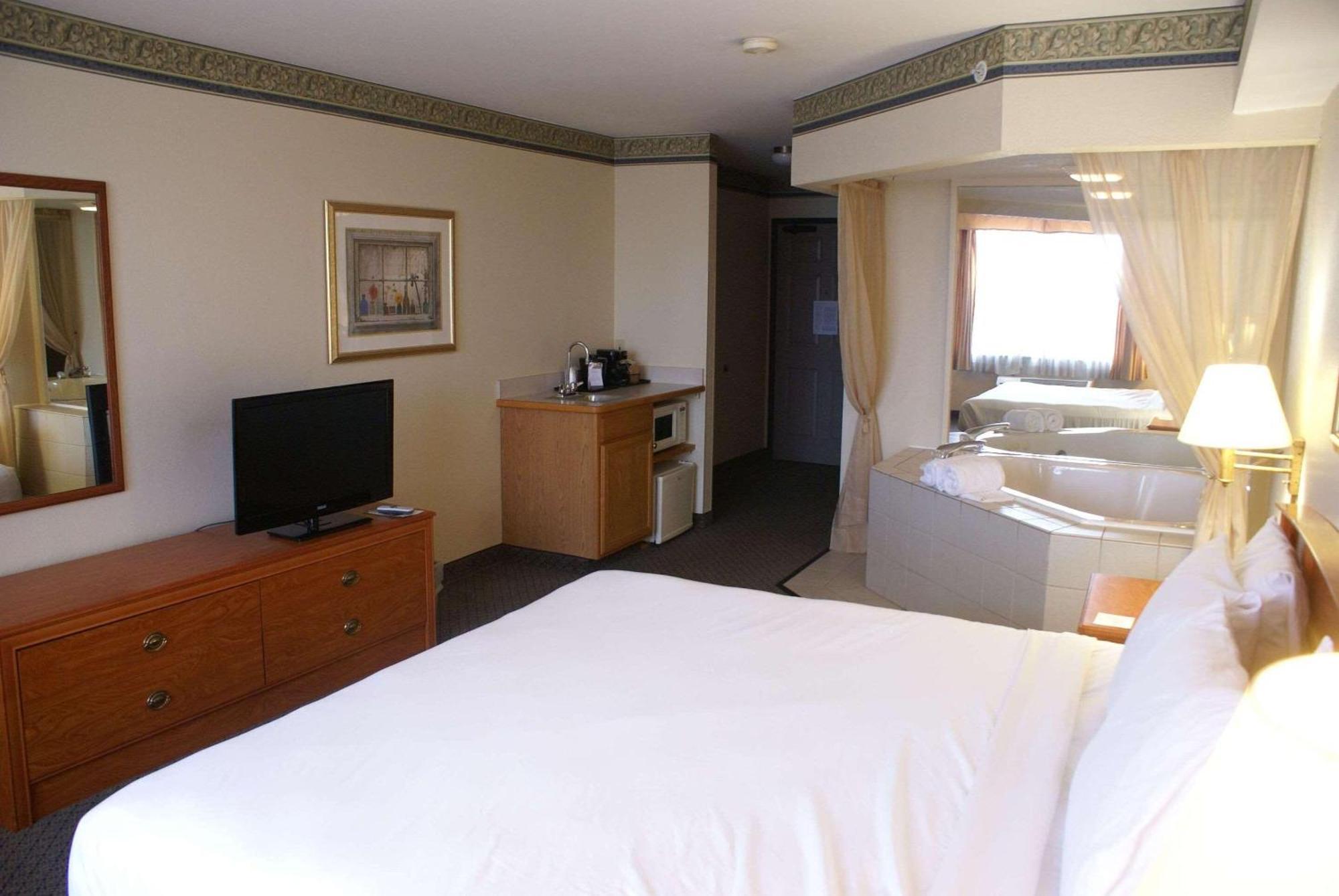 Country Inn & Suites By Radisson, Lansing, Mi Bagian luar foto